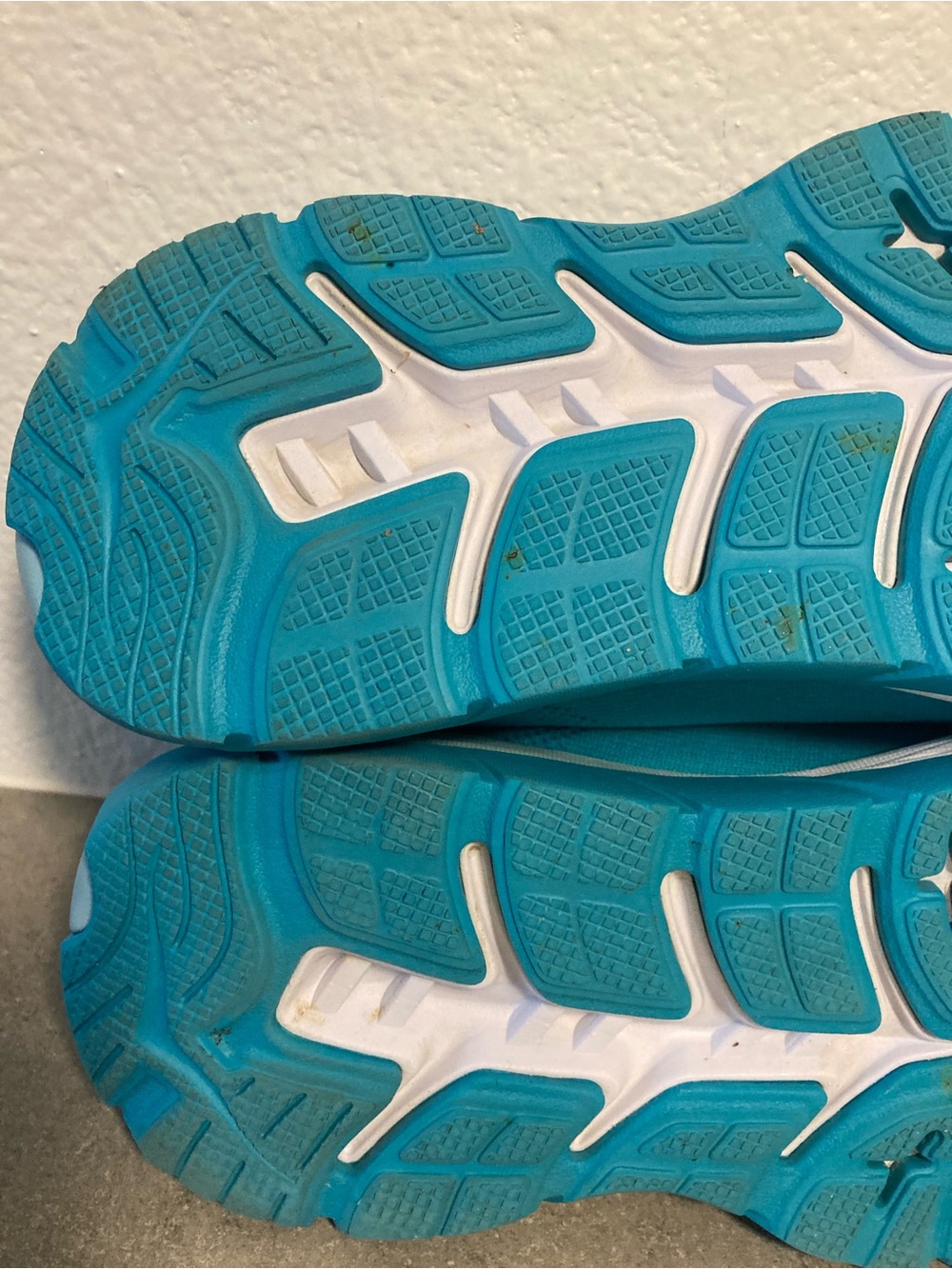Hoka Mach Shoe Fly Collection - Picture 10 of 11